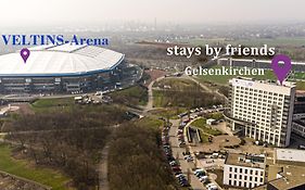 stays by friends Gelsenkirchen